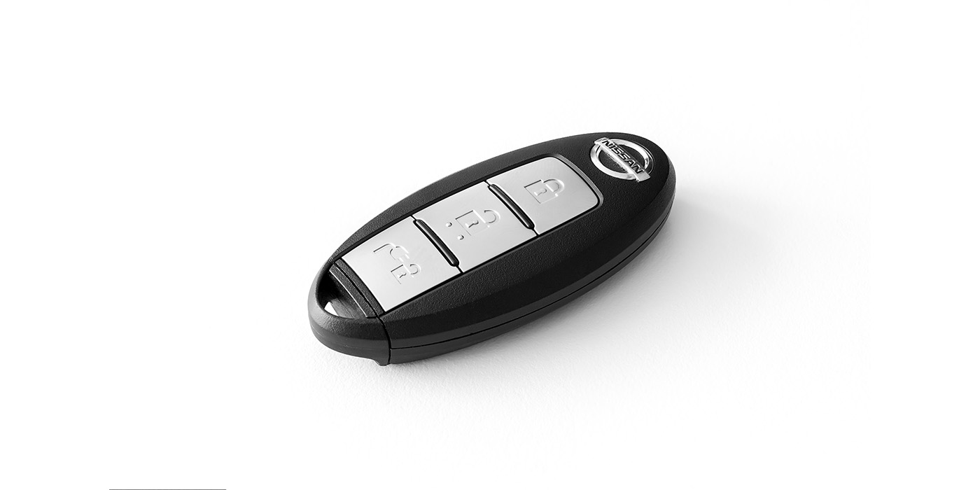 assembling Nissan key fob