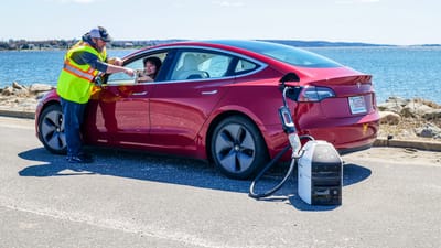 How to Maximize Your Electric Vehicle's Battery Life: Tips for Tesla Owners